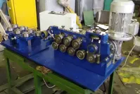 Правильно-подающее устройство